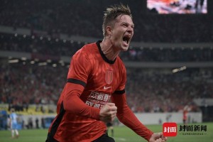 8868体育app下载-八连胜！成都蓉城主场3-0轻取河南|河南队|中超|索罗金|上海申花足球俱乐部|拜合拉木_新浪新闻
